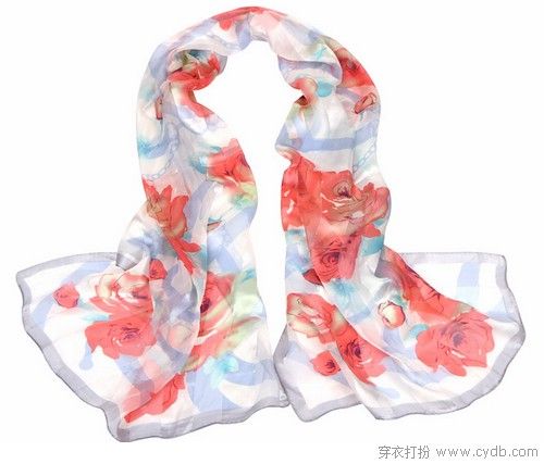 巧用絲巾過(guò)美秋